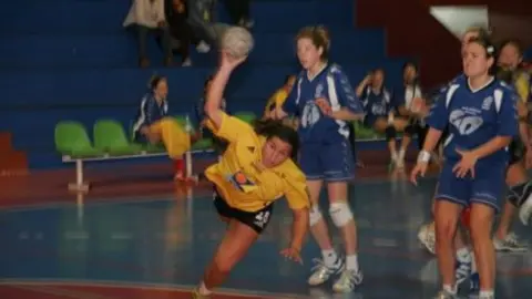 ANA BURGOS SE PREPARA EN LA ISLA.