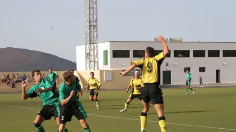 EL TAH&Iacute;CHE DERROT&Oacute; EL VIERNES AL QUINTERCOM.