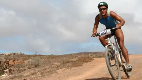 LA PRUEBA SE CARACTERIZ&Oacute; POR SU GRAN DUREZA.