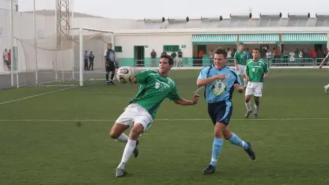 EL CD. TEGUISE NO DEJ&Oacute; DE INTENTARLO DURANTE TODO EL PARTIDO.