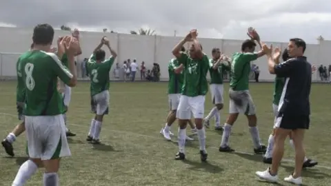 PESE AL EMPATE EL P&Uacute;BLICO PREMI&Oacute; LA ENTREGA DE LOS SUYOS. 