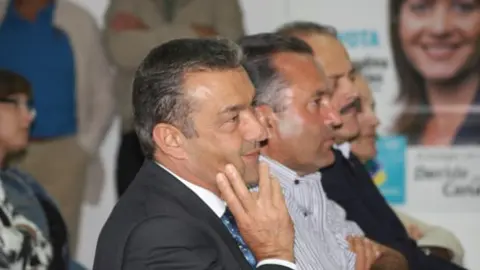 JUAN ANTONIO MACHÍN NO HA QUERIDO ABANDONAR EL BARCO.