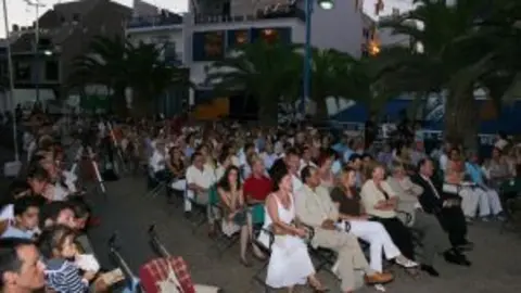 EL CD. TEGUISE SE MANTIENE FUERTE EN CASA.