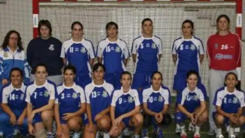 EL CUADRO AZUL NO HA PODIDO REUNIR A LAS JUGADORAS SUFICIENTES.