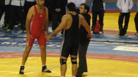 NACHO ROMERO (ROJO) EN LA FINAL ANTE J. CUBA.