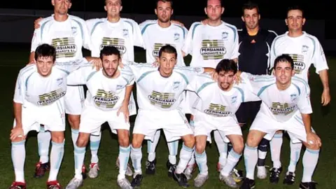 VARIOS EQUIPOS ATOSIGAN AL TORRELAVEGA.