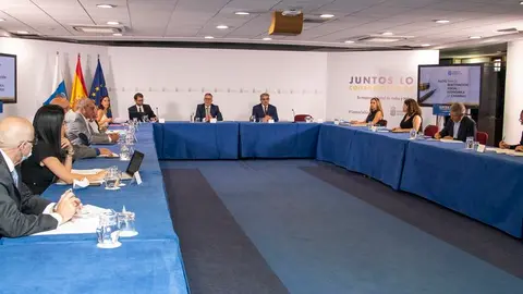 Reunión de este lunes de la Mesa del Pacto por la Reactivación de Canarias.
