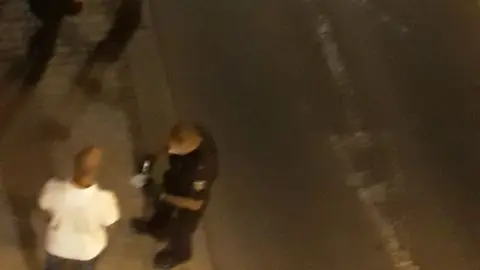 Policía, calle Manolo Millares