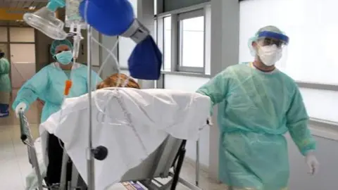 covid19-kbYF--1200x630@abc