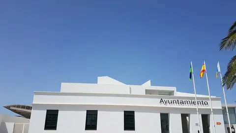 Ayuntamiento de T&iacute;as