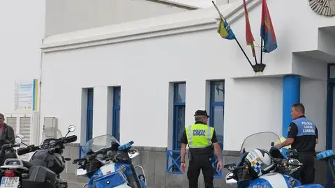 POLICÍA LOCAL ARRECIFE 2