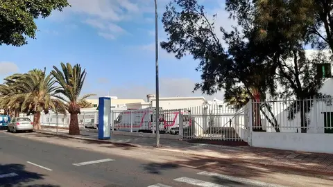 Zona por donde se construirá el nuevo acceso accesible al edificio central de los Servicios Sociales de Arrecife