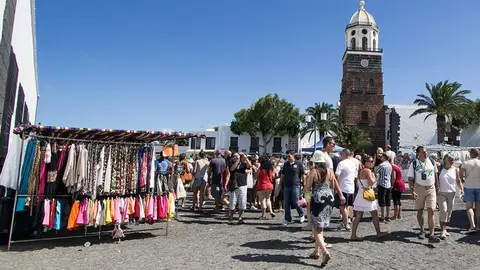 Mercadillo-Teguise-Lanzarote