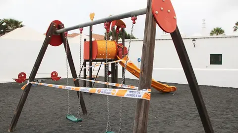 Parque infantil del pueblo de Yaiza