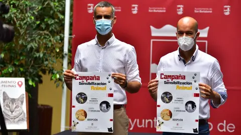 ALEXIS TEJERA Y RAÚL DE LEÓN PRESENTANDO CAMPAÑA ANIMALES 3