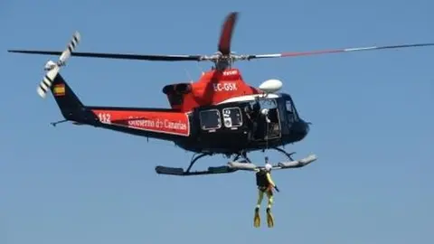 Helicóptero del GES.