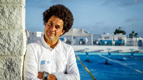 115105-largest_JCAlbu2