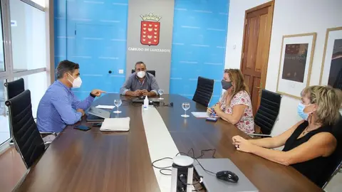 Reunión Ángel Vázquez con Guías Turísticos (1)