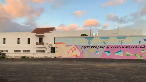 Imagen de la fachada del Instituto de Teguise.