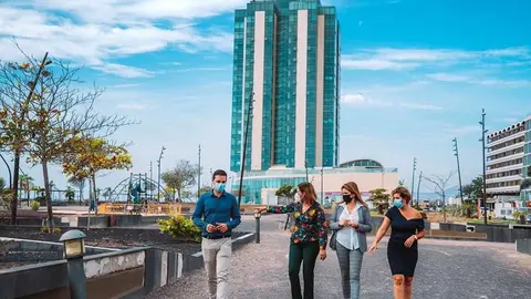 El parque Islas Canarias presenta, desde hace años, un estado de abandono y deterioro