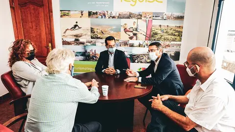 REUNIÓN ASOLAN COSTA TEGUISE 1