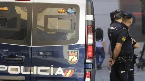 policia nac furgo