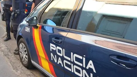 Imagen de archivo de un vehículo de la Policía Nacional.