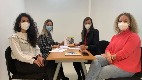 Reunión Nerea Santana con ADEPSI (2)