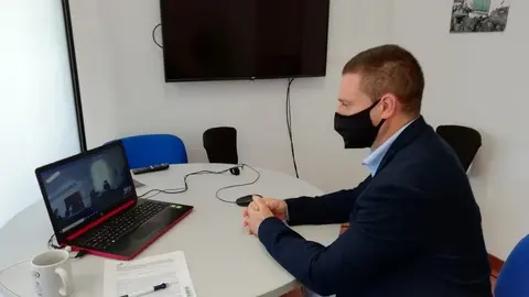 El alcalde de Yaiza en reunión virtual Comisión de Seguimiento