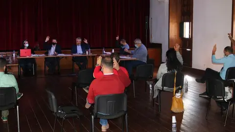 Imagen del pleno celebrado en Yaiza.