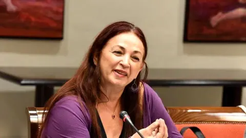 photo5833612207529765353-862x446