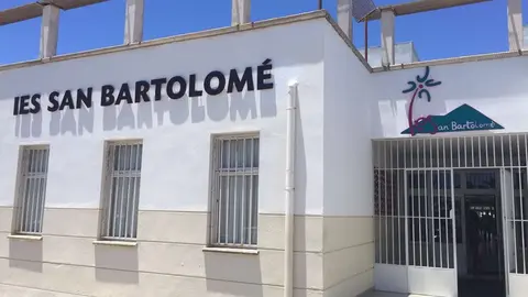 18402069_458278914517943_3442974659203686433_o