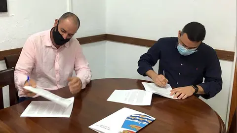 FIRMA OSWALDO CON ADERLAN