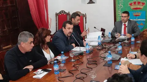 PLENO-PRESUPUESTOS-27122017_Q6A2001-copia