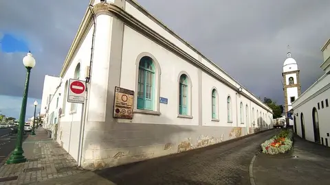 Antiguo Hospital Dolores alberga actualmente la Oficina Técnica del Ayuntamiento de Arrecife y su fachada será rehabilitada