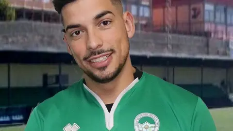 Josua Benitez (2)