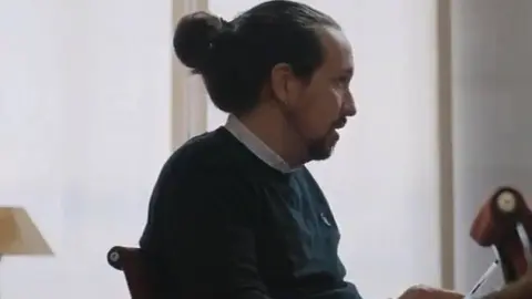 pablo iglesias moño