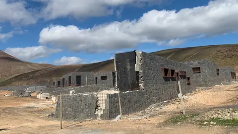 C84FD00E-48A1-4A83-B64A-F3407448688E