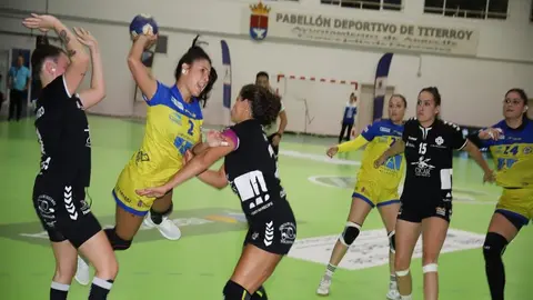 BALONMANO. SAN JOSE - PEREDA (11)
