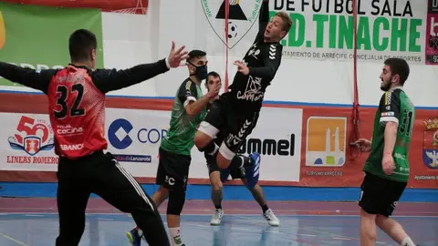 SAN JOSÉ OBRERO - UB LAVADORES VIGO (6) (1)