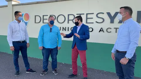El alcalde de Yaiza, el concejal de Deportes y los presidentes de ambas federaciones