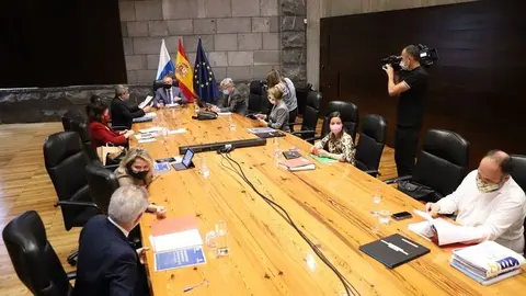 Imagen de archivo de una reunión de los integrantes del Consejo de Gobierno de Canarias.