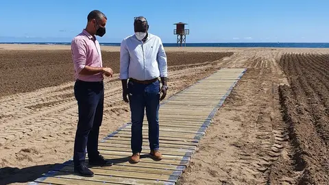 ALEXIS-Y-MAMADOU-COLOCACION-RAMPAS-1