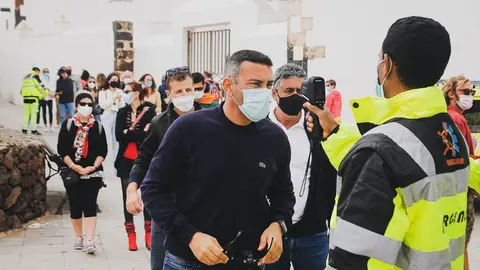 REAPERTURA MERCADILLO TEGUISE 1