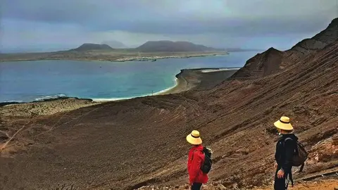 IMAGEN 001 Escultura en el Camino de Las Gracioseras