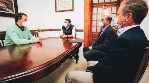 REUNIOìN PRODUCTORES BRUTAL MEDIA EN TEGUISE 1