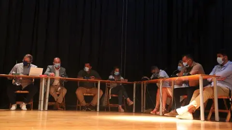 Imagen de un pleno en Tinajo.