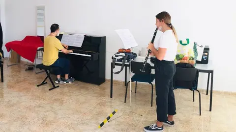 jovenes instrumentos