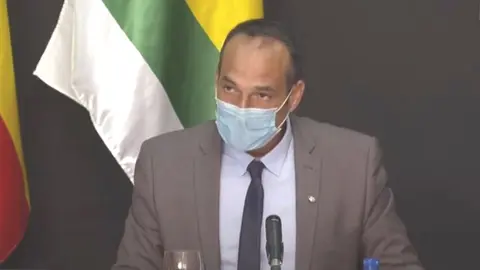 Alfredo Villalba en una de las sesiones plenarias celebradas en Haría. 