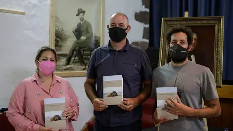 SENDEROS NACHO ROMERO (CON SARA BERMUìDEZ Y MARIO FERRER)